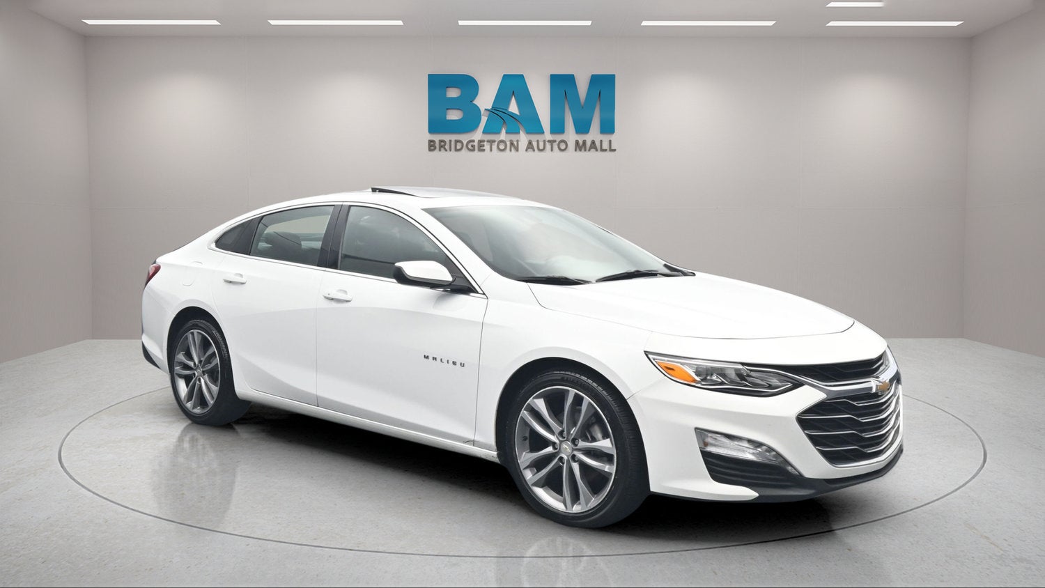 2024 Chevrolet Malibu 2LT in Summit White — front three-quarter view