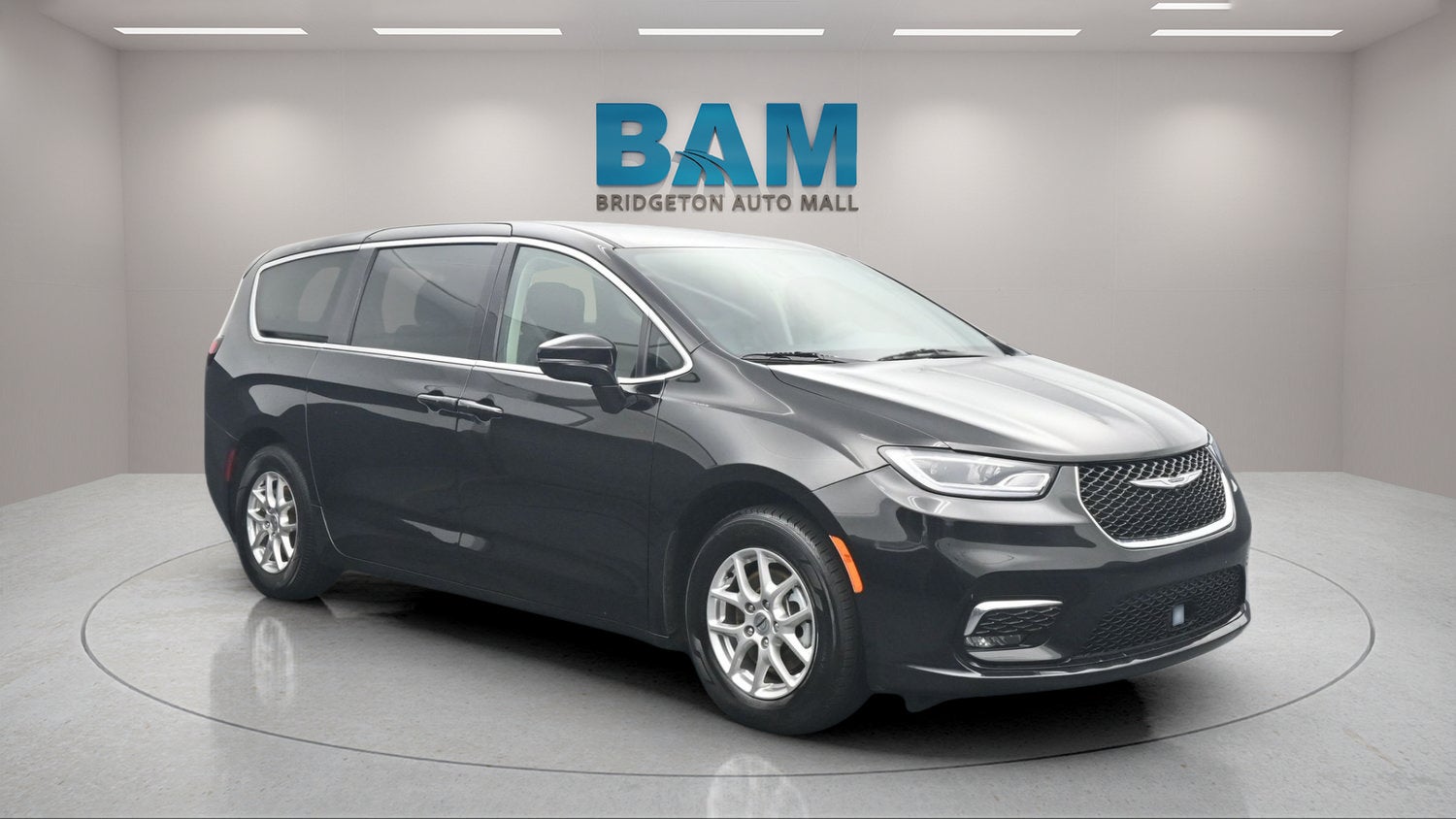 2024 Chrysler Pacifica Touring L in Black — front three-quarter view